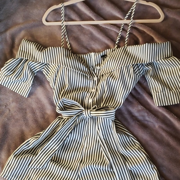 Navy Blue Pinstriped Romper - Picture 2 of 4